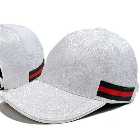 cappello bianco gucci